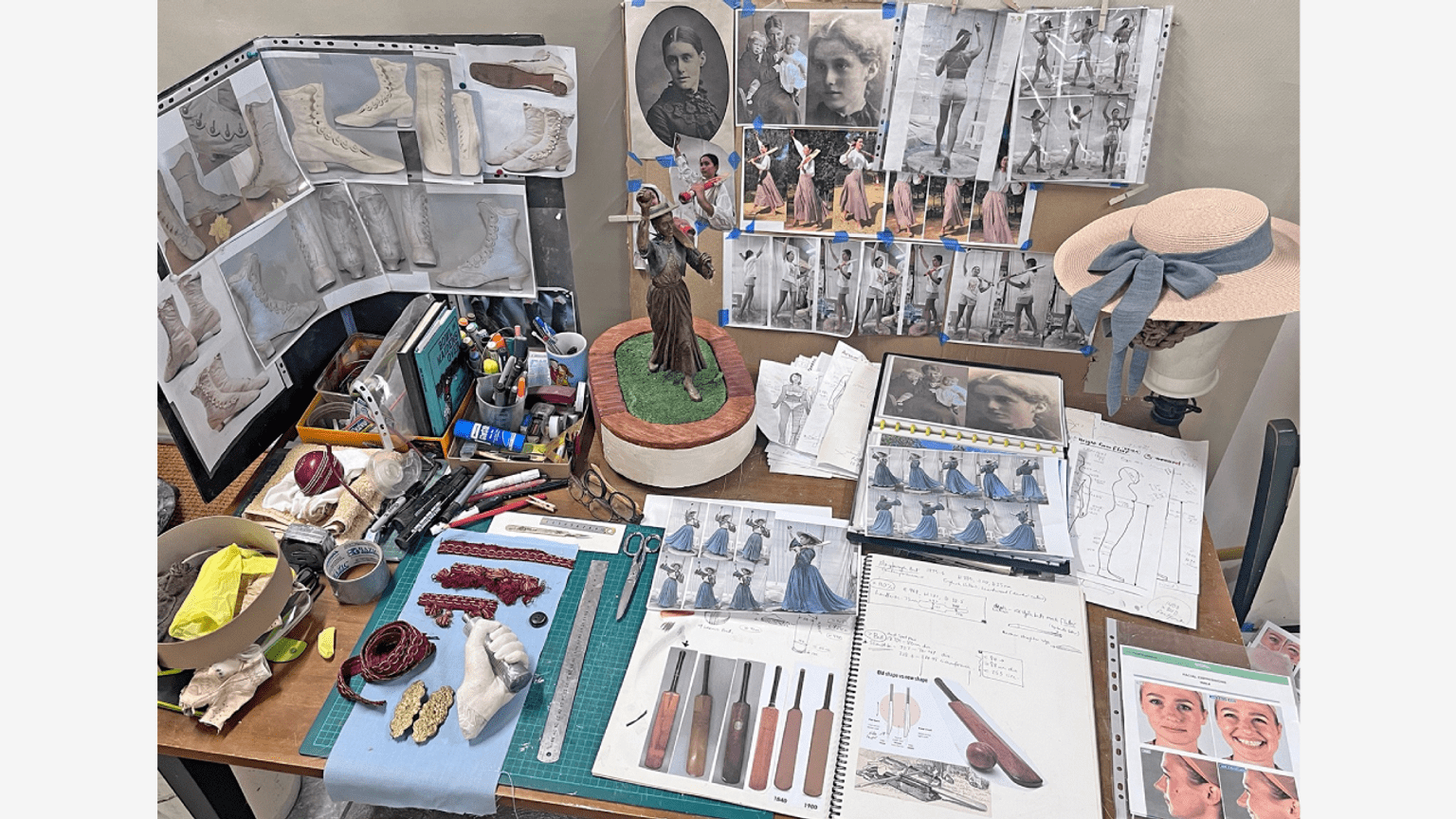 Barbara Rae statue - Lis Johnson's reference materials on desk
