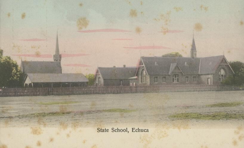 Photograph of the Echuca Primary School building