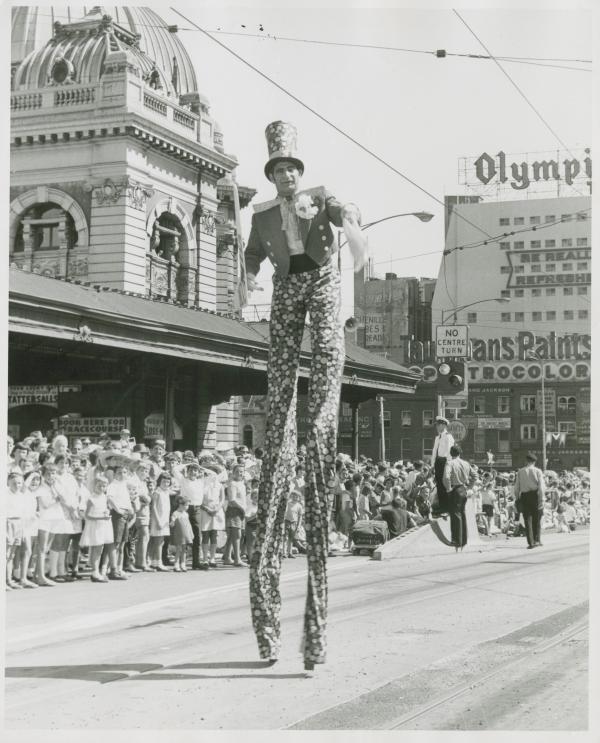 Crowds enjoy the 1967 Moomba Parade as it passes Flinders Street Station. (Public Record Office Victoria: VPRS 8357 P1 Unit 7 Item 4/40).