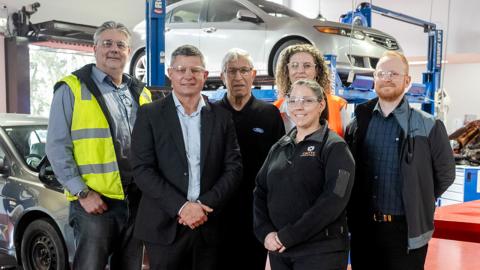 VSA tile - VTA 2025 finalist - Industry Collaboration Award - Outer Northern Technical Training Centre TEC Program